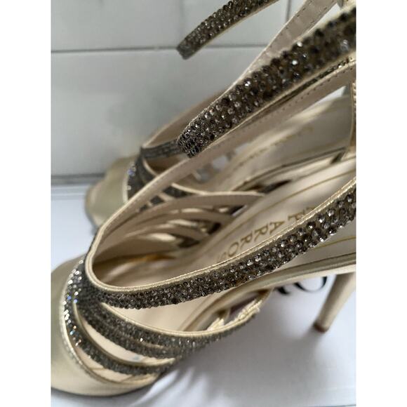 Caparros Platino Metallic Gold Open Toes Sz 61/2 M - Picture 10 of 12